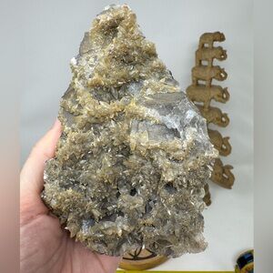 Fluorite iridescent with dog tooth calcite